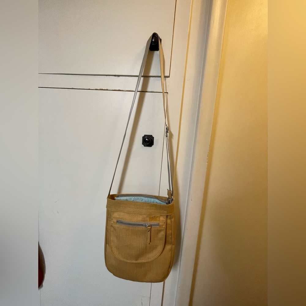 HAIKU Jaunt Eco-Friendly RFID Blocking Travel Crossbody Bag